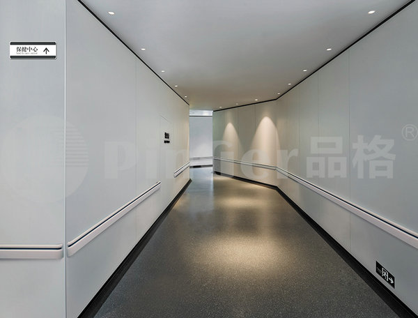 Systèmes de protection des portes et des murs