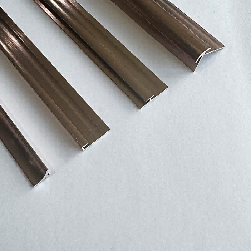 Garniture en aluminium